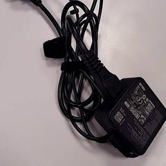 Adaptador, como reportado por Vrije Universiteit Amsterdam utilizando o iLost