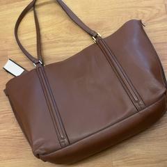 Taška, jak nahlášeno GVB pomocí iLost