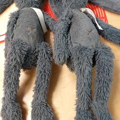 Bonecas, como reportado por IKEA Hasselt utilizando o iLost