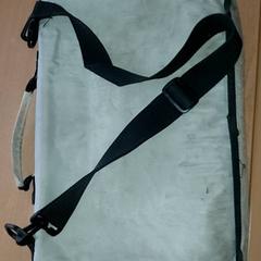 Sac - Schoudertas, a été signalé par Regio Antwerpen - Brussel utilisant iLost