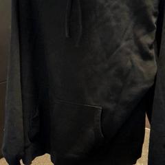 パーカー zwart がiLostで Van der Valk Hotel Tiel によって報告されました