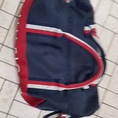 Borsa da ginnastica, come riportato da Regio Limburg - Leuven utilizzando iLost