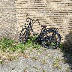 Een zwarte dames fiets, som rapporterats till iLost