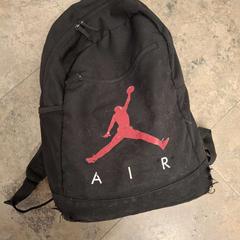 İLost kullanarak Regio West-Vlaanderen tarafından bildirildiği gibi Turnpike çantası zwart Nike air