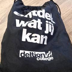 Sac zwart, a été signalé par RRReis IJssel-Vecht Lelystad utilisant iLost