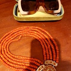 Sunglasses & Necklace, as reported by Grand Hotel Amrath Kurhaus using iLost