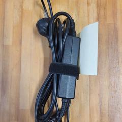 Nabíječka notebooku, jak nahlášeno Bolognalaan 101 pomocí iLost