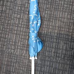傘 Blauw がiLostで Rijksmuseum van Oudheden によって報告されました