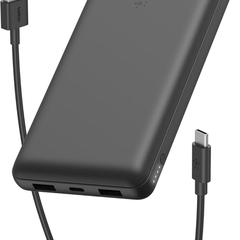 Powerbank Belkin 20k with light blue iphone cable, amint azt az iLostnak jelentették.