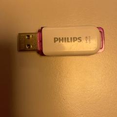 Usb klúč Paars & Wit, ako bolo nahlásené Pathé Schiedam pomocou iLost