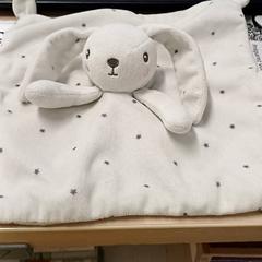 ブランケット がiLostで IKEA Brest Guipavas によって報告されました