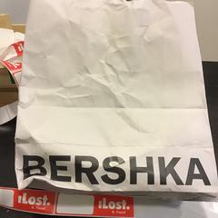 Bolso de mano, ha sido reportado por Qbuzz U-OV con iLost