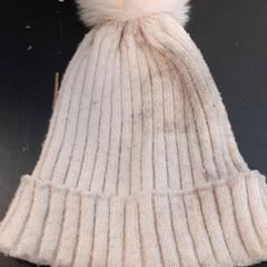 Beanie, amint azt Qbuzz servicepunt  Emmen az iLost segítségével jelentette.