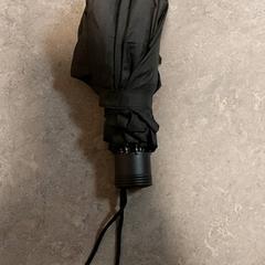 Parasol Zwart, zgłoszono przez Regio Oost-Vlaanderen przy użyciu iLost