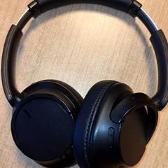 Hoofdtelefoon, rapporterat av Qbuzz DMG med iLost