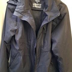 Veste zwart, a été signalé par Qbuzz DMG utilisant iLost