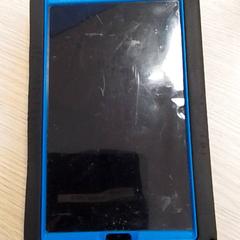 Tablette, gemeldet von Qbuzz Fryslân über iLost