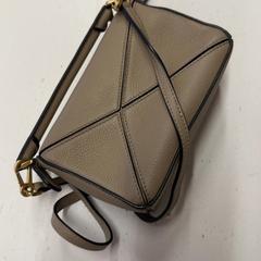 İLost kullanarak GVB tarafından bildirildiği gibi Çanta