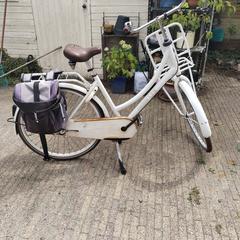 Witte Cortina fiets, segons s'ha informat a iLost