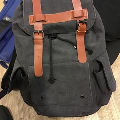 حقائب حمل وحقائب اليد، كما تم الإبلاغ عنه بواسطة U-OV Utrecht عبر iLost