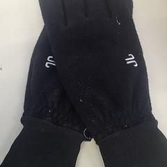 Gants Zwart, a été signalé par Transdev Gooi en Vechtstreek utilisant iLost