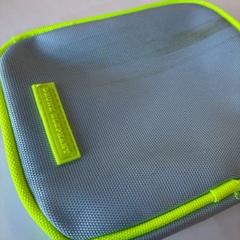 Billetera, ha sido reportado por Regio Oost-Vlaanderen con iLost