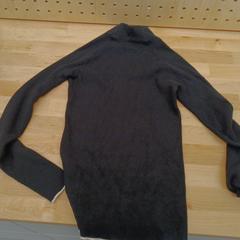 İLost kullanarak IKEA Ostrava tarafından bildirildiği gibi Černý svetr