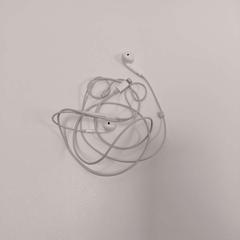 سدادة الأذن، كما تم الإبلاغ عنه بواسطة IKEA Åsane عبر iLost