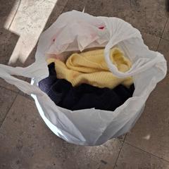 Vak met kledij, jak nahlášeno Centraal magazijn pomocí iLost