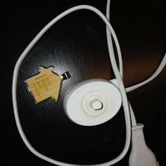 歯ブラシ充電器 がiLostで Amsterdam ID Aparthotel によって報告されました