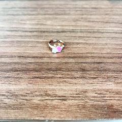 Anell Gouden ring met roze kroon en bloemetje, segons ha informat Van der Valk Hotel Woerden mitjançant iLost