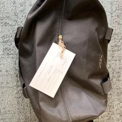 Rugzak Zwart, zoals gemeld door Connexxion Amstelland-Meerlanden Schiphol Zuid met iLost