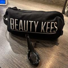 İLost kullanarak WestCord Hotel Eindhoven tarafından bildirildiği gibi Makyaj çantası