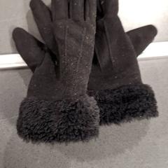 Rukavice, ako bolo nahlásené Gemeente Nijmegen pomocou iLost