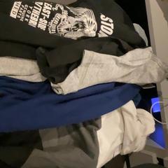 Vetements Noir, blanc, blue, gris, gisa salatu by MEININGER Hotel Paris Porte de Vincennes iLost erabiliz