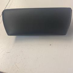 Glasögonfodral Zwart, rapporterat av HTM med iLost