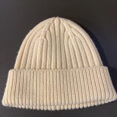 Chapeau, a été signalé par MEININGER Hotel Dresden Zentrum utilisant iLost