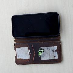 스마트 폰 Zwart Samsung, iLost를 사용하여 Regio Oost-Vlaanderen에 보고됨