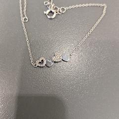 Armbandje zilverkleurig, som rapportert av Qbuzz GD Groningen HS ved bruk av iLost