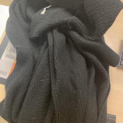 Châle Zwart, a été signalé par IKEA Utrecht utilisant iLost