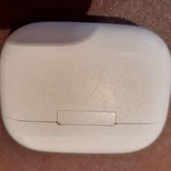Airpods case blanc, zoals gemeld door TCL met iLost