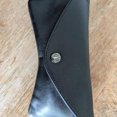 Sunglasses, gerapporteerd met iLost