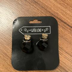 Oorbel, amint azt Pathé Zaandam az iLost segítségével jelentette.