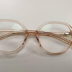 Bicchieri - Roze bril, come riportato da Centraal magazijn utilizzando iLost