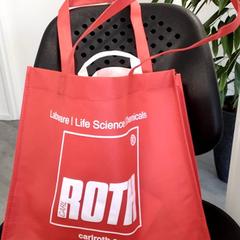 Bag Rode tas UT bijeenkomst, as reported by Arriva Infoshop Enschede using iLost