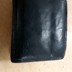 Portemonnee - ALSHAIKH AHMAD، كما تم الإبلاغ عنه بواسطة Centraal magazijn عبر iLost