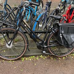 Fiets, merk Gazelle transportfiets, zwart, som rapporterats till iLost