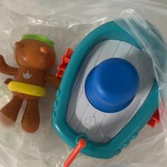 Kids playing toys, jak nahlášeno Silver Sands Beach pomocí iLost