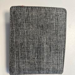 지갑 - Degraeve, iLost를 사용하여 Centraal magazijn에 보고됨