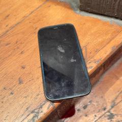 Iphone Blue, zoals gemeld door Club Nyx/Exit Café met iLost